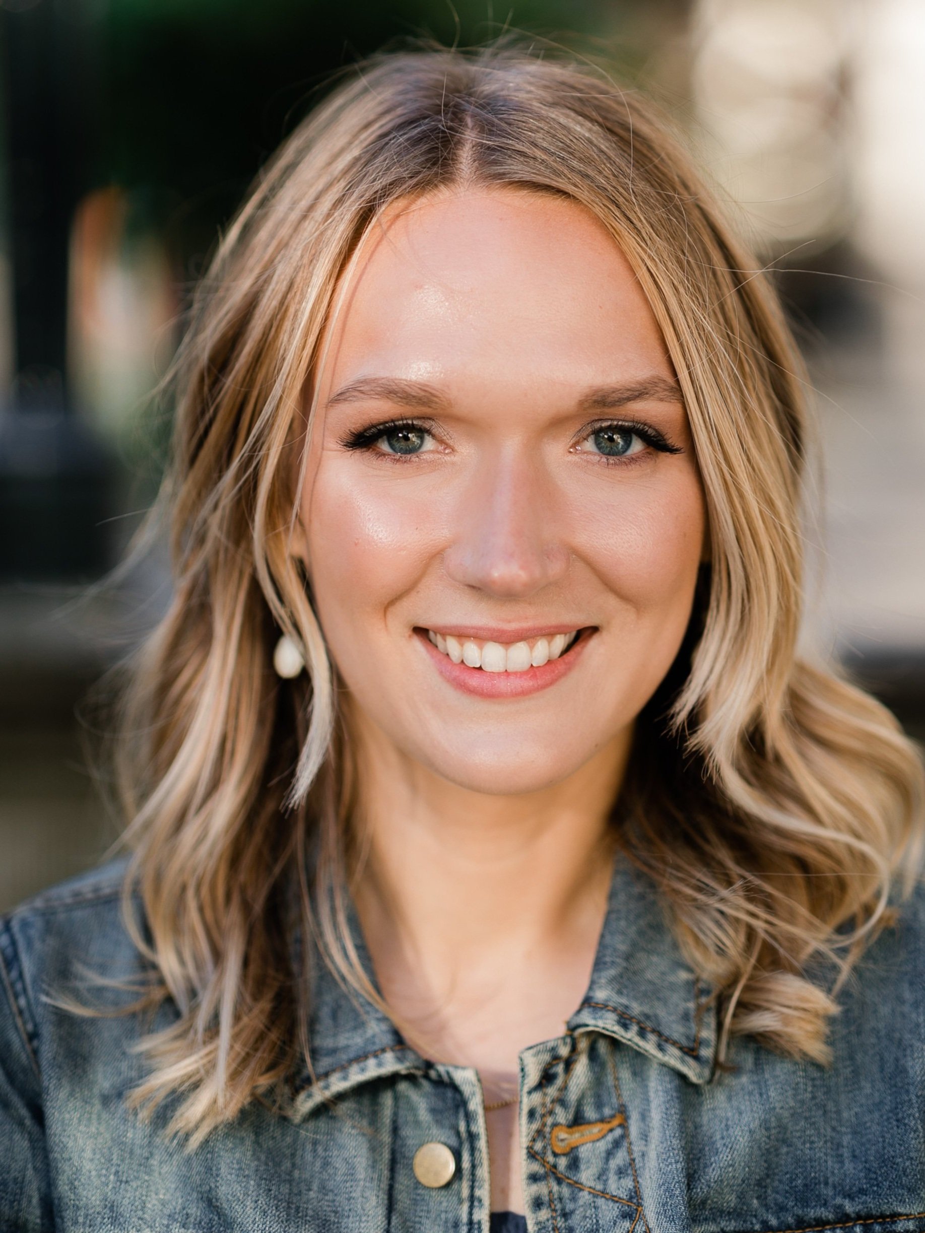 Headshot of Jessie Lake