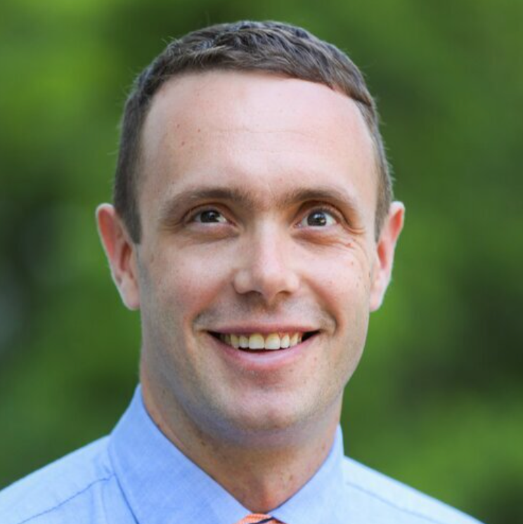 Headshot of Robert Barnett
